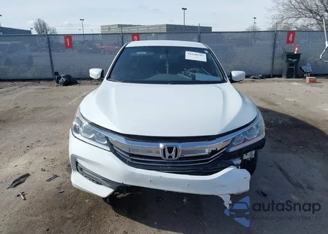 2017 Honda Accord Sport Se z USA, uszkodzony, nr VIN 1HGCR2F17HA048181